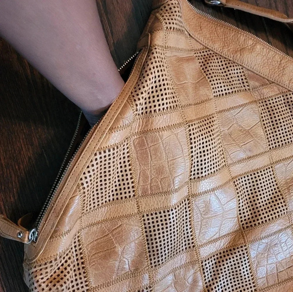 B. MARKOWSKY XL BOHO leather pebbled perforated Patchwork shoulder bag purse TAN - Picture 5 of 15